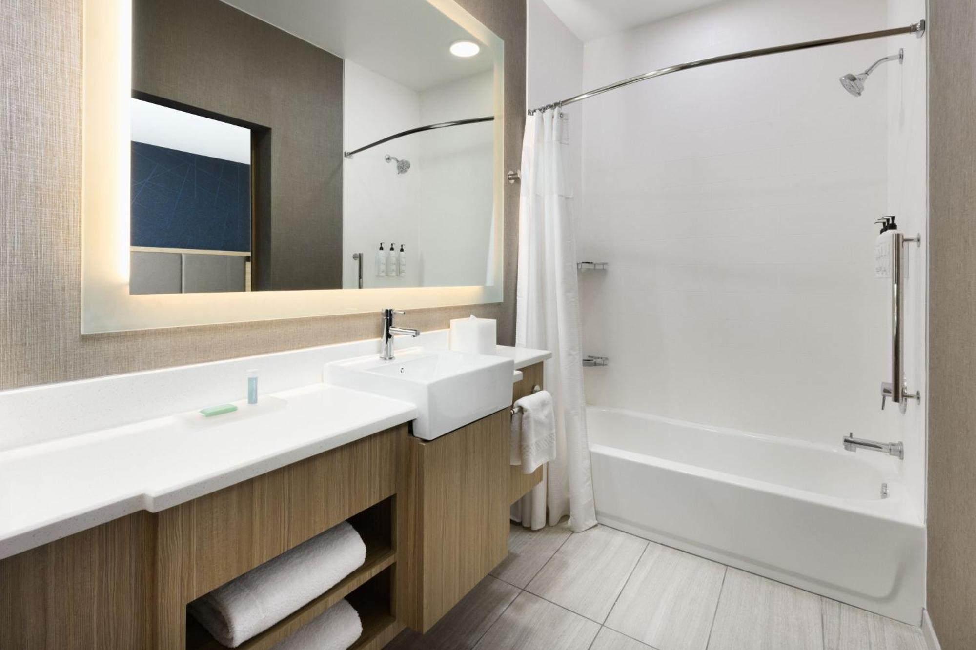 Springhill Suites By Marriott 多森 外观 照片